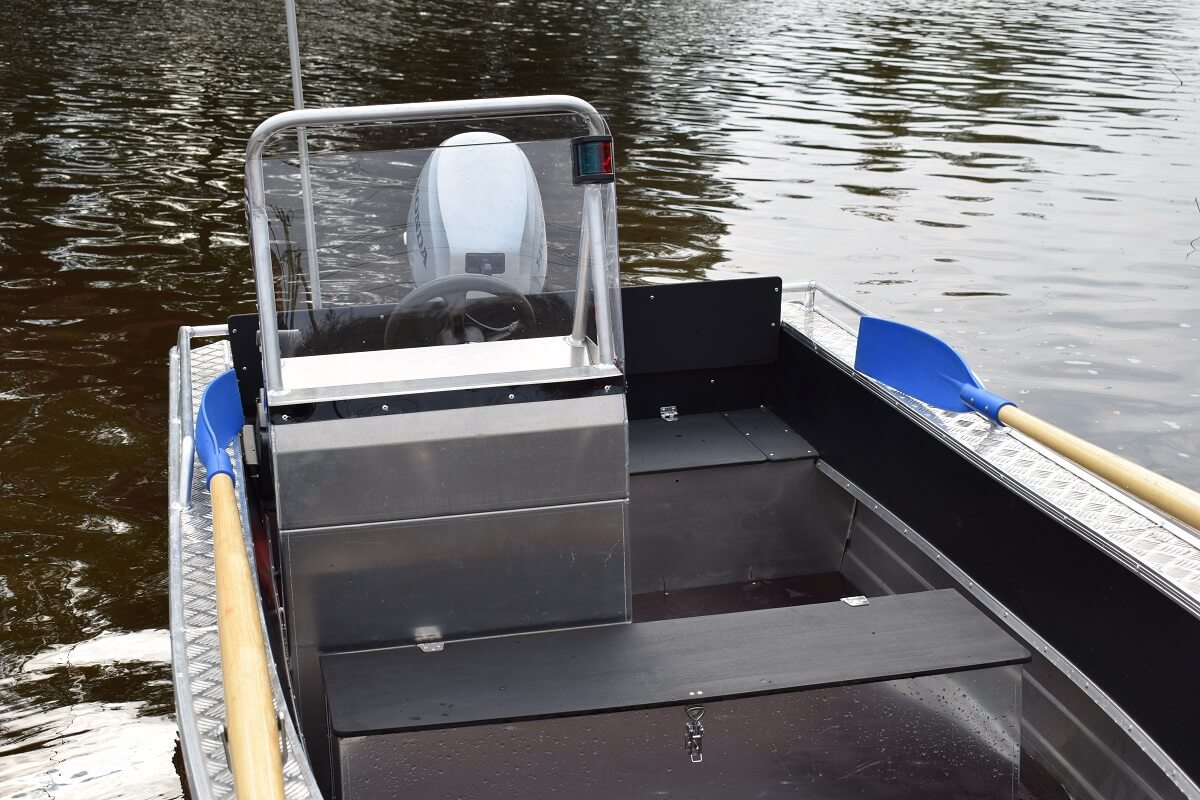 Алюминиевая лодка Wellboat-42 NexT консоль 5 Алюминиевая лодка Вельбот 42 нэкст Wellboat-42 NexT консоль